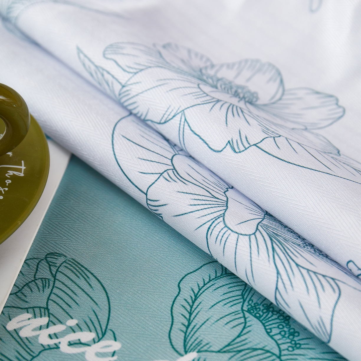 91家纺网 家纺一手货源 找家纺 星窝家纺 2026新款直播电商优选可机洗斜纹提花冰丝凉席三件套 清韵