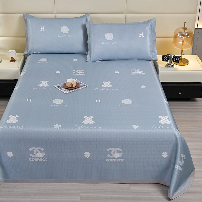 91家纺网 家纺一手货源 找家纺 星窝家纺 2026新款直播电商优选可机洗斜纹提花冰丝凉席三件套 时尚小熊