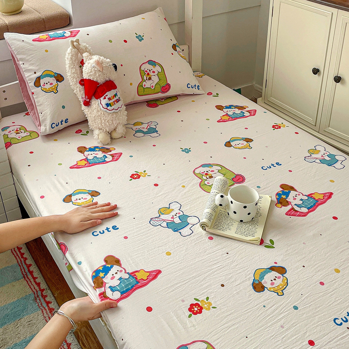 91家纺网 家纺一手货源 找家纺 纽缦家纺 2026新款A类105g仿棉四件套古法水洗棉学生单床笠 心愿狗