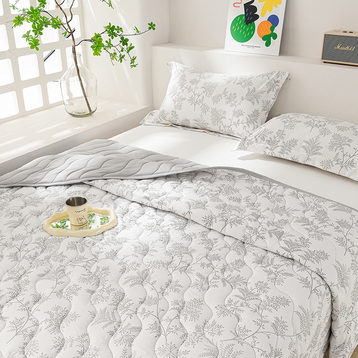 91家纺网 家纺一手货源 找家纺 圣楚家纺 2026新款清柔水洗夏被被子被芯 诺言