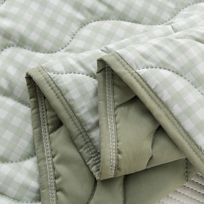 91家纺网 家纺一手货源 找家纺 圣楚家纺 2026新款清柔水洗夏被被子被芯 绿小格