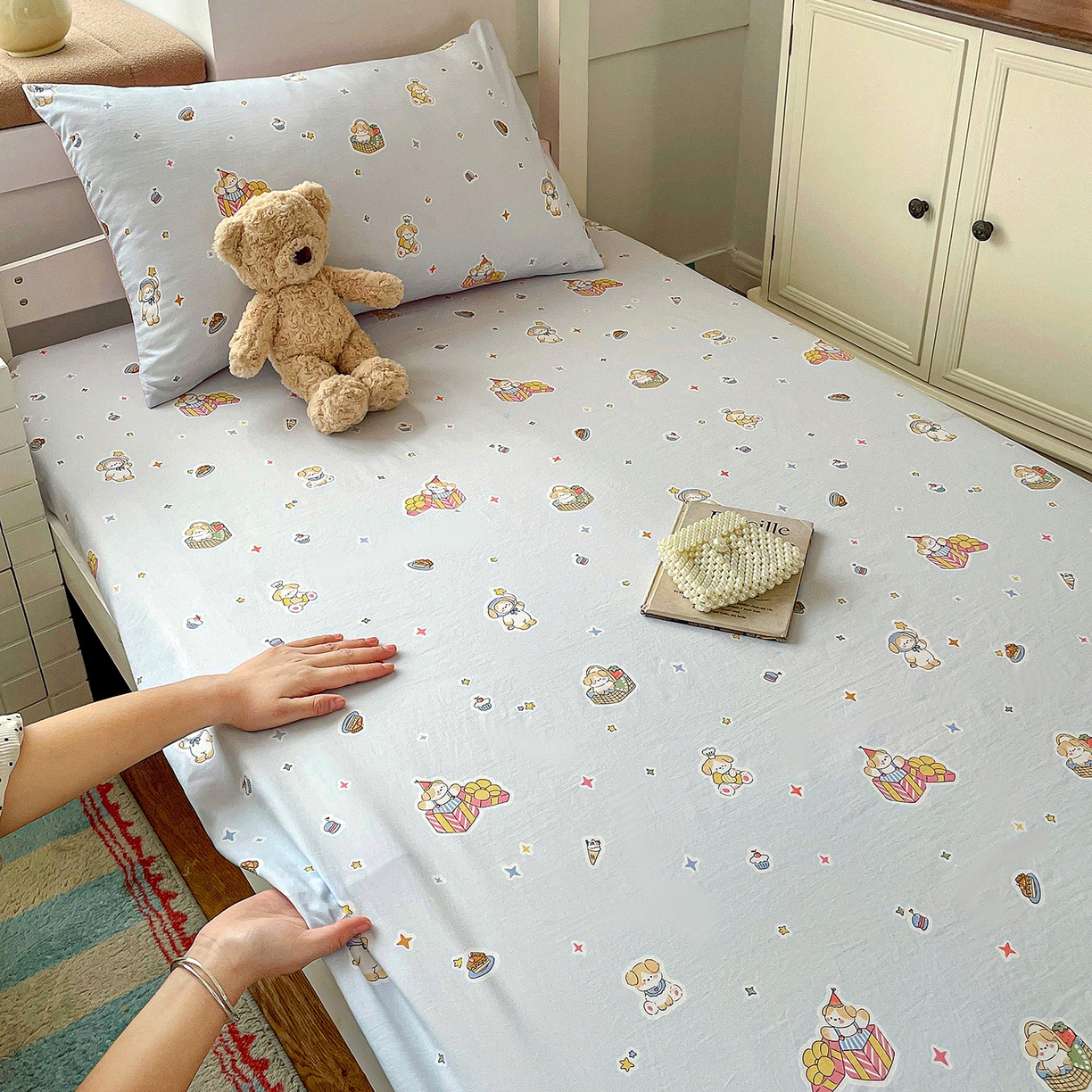 91家纺网 家纺一手货源 找家纺 纽缦家纺 2026新款A类105g仿棉四件套古法水洗棉学生单床笠 安琪拉