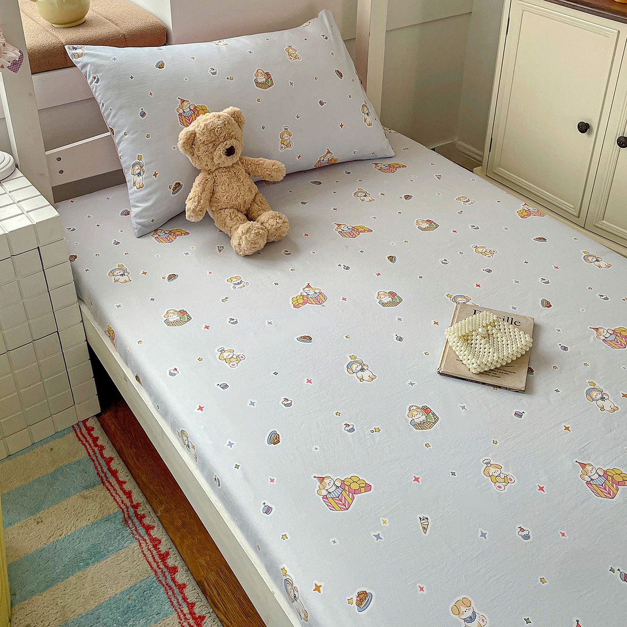 91家纺网 家纺一手货源 找家纺 纽缦家纺 2026新款A类105g仿棉四件套古法水洗棉学生单床笠 安琪拉