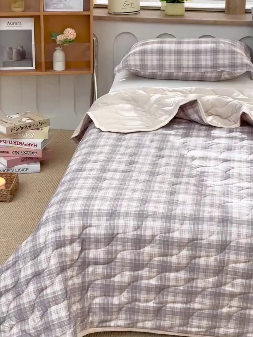 91家纺网 家纺一手货源 找家纺 圣靓家纺 2026新款清柔水洗夏被被子被芯 晨晓