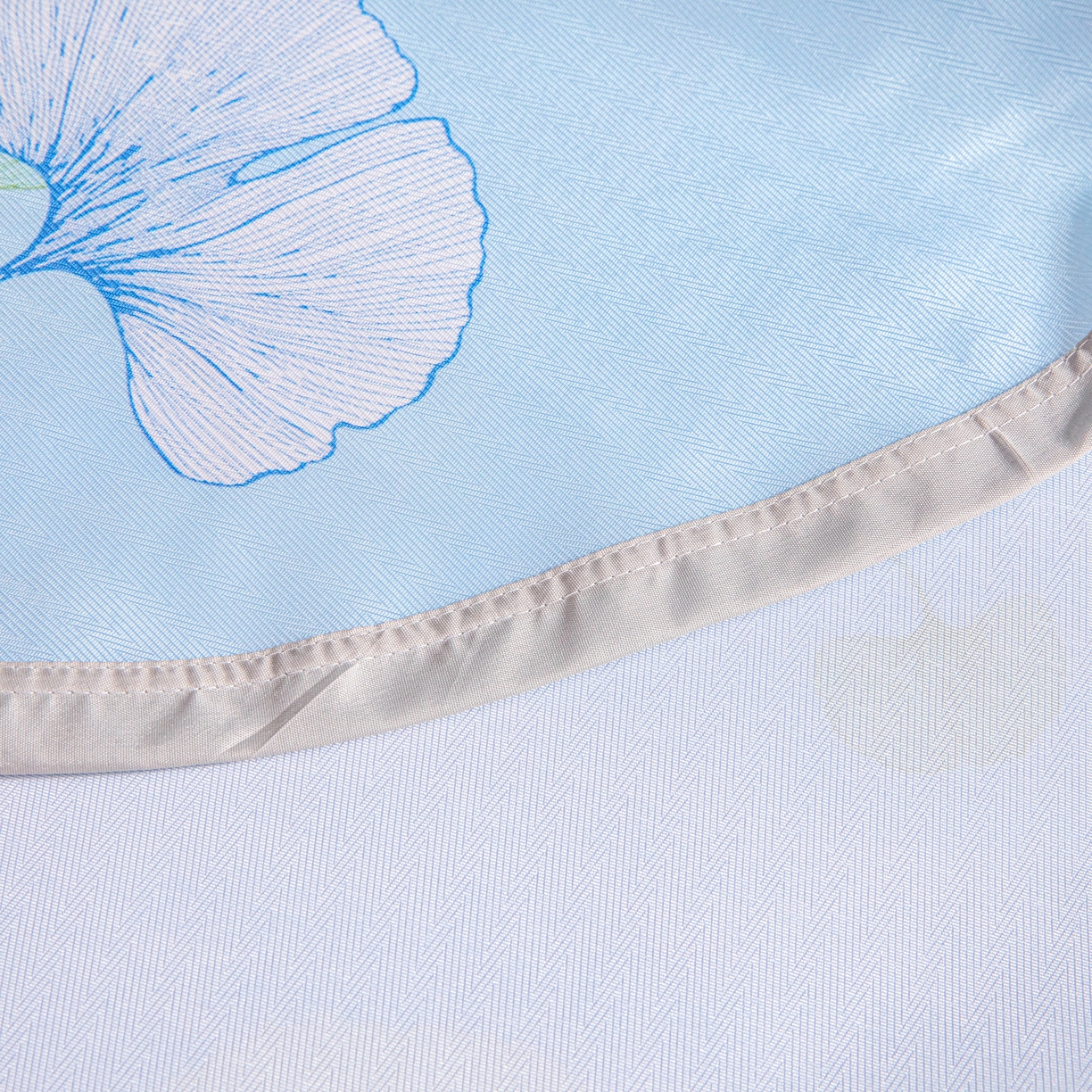 91家纺网 家纺一手货源 找家纺 星窝家纺 2026新款直播电商优选可机洗斜纹提花冰丝凉席三件套 银杏叶蓝