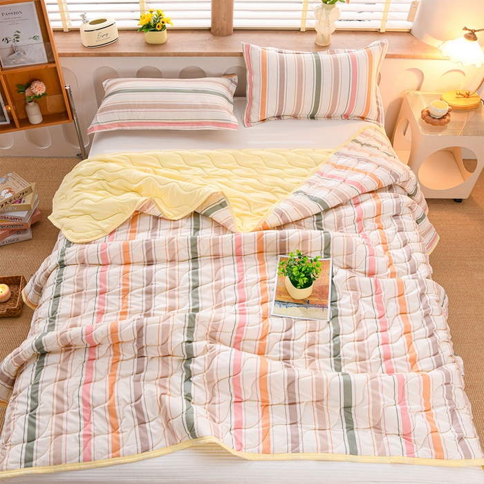 91家纺网 家纺一手货源 找家纺 圣靓家纺 2026新款清柔水洗夏被被子被芯 彩条