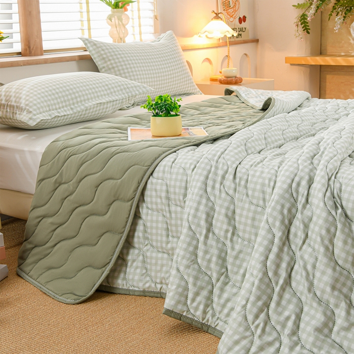 91家纺网 家纺一手货源 找家纺 圣靓家纺 2026新款清柔水洗夏被被子被芯 绿小格