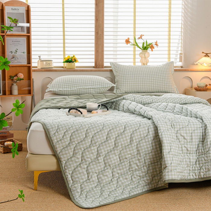 91家纺网 家纺一手货源 找家纺 圣靓家纺 2026新款清柔水洗夏被被子被芯 绿小格