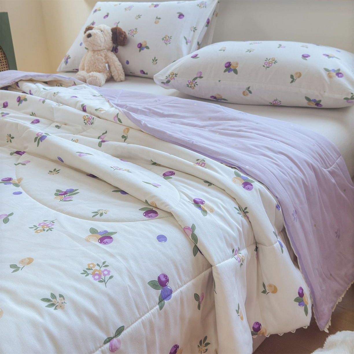 91家纺网 家纺一手货源 找家纺 晨晨家纺 2026新款双面全棉花边款新疆棉花夏被 葡萄