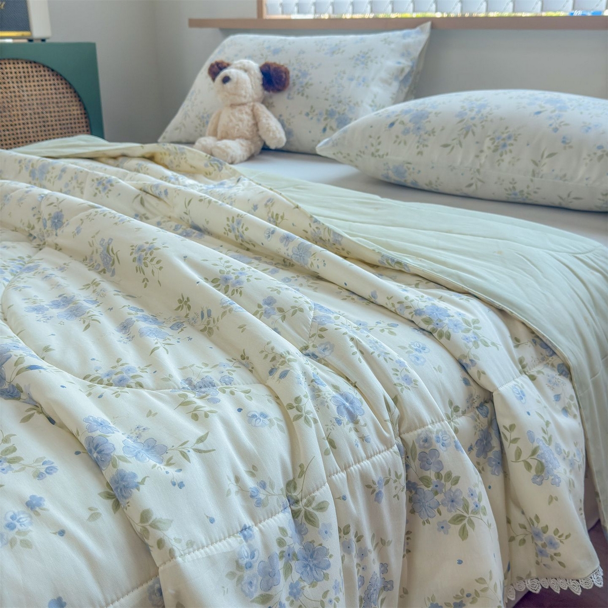 91家纺网 家纺一手货源 找家纺 晨晨家纺 2026新款双面全棉花边款新疆棉花夏被 汀兰点素