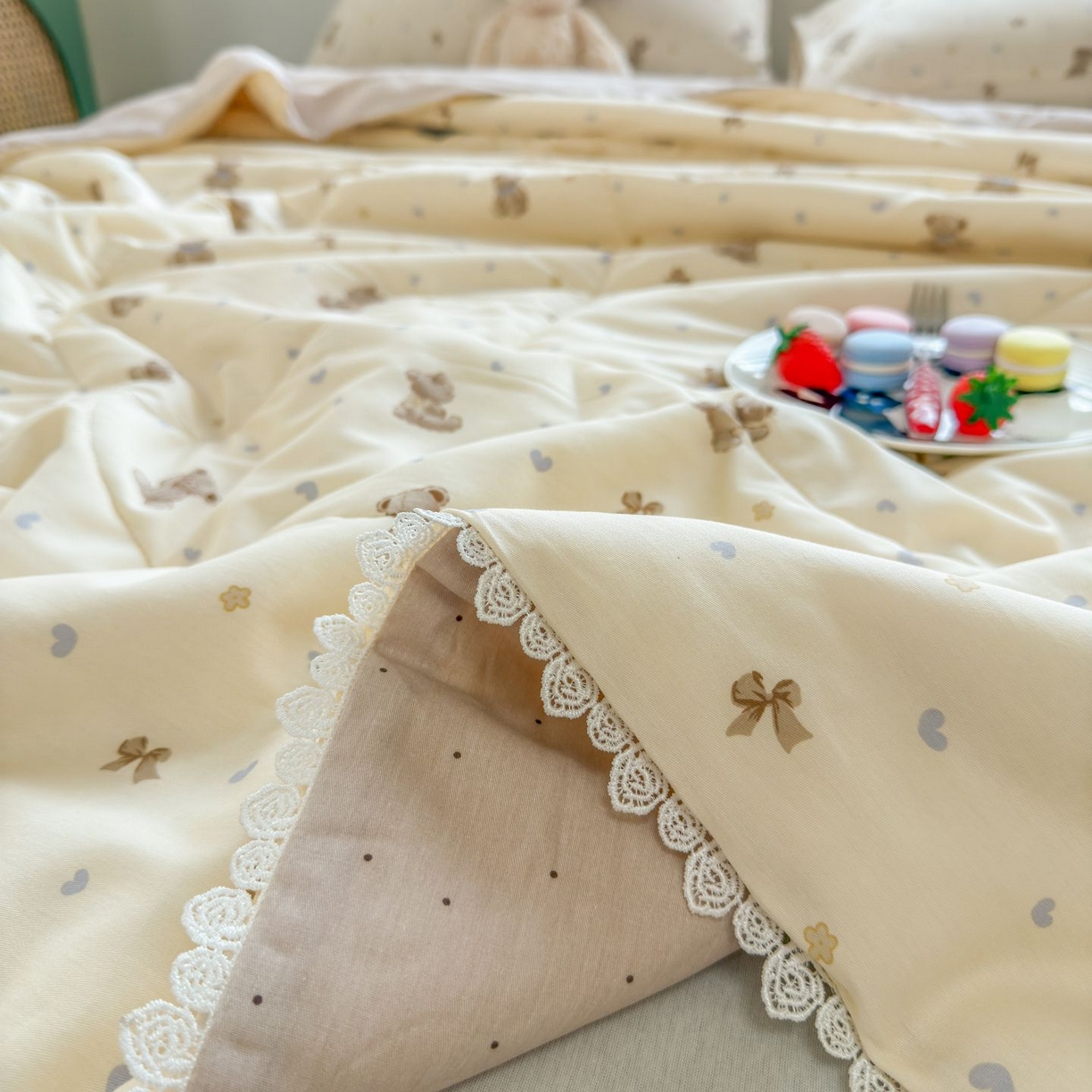 91家纺网 家纺一手货源 找家纺 晨晨家纺 2026新款双面全棉花边款新疆棉花夏被 泡泡熊