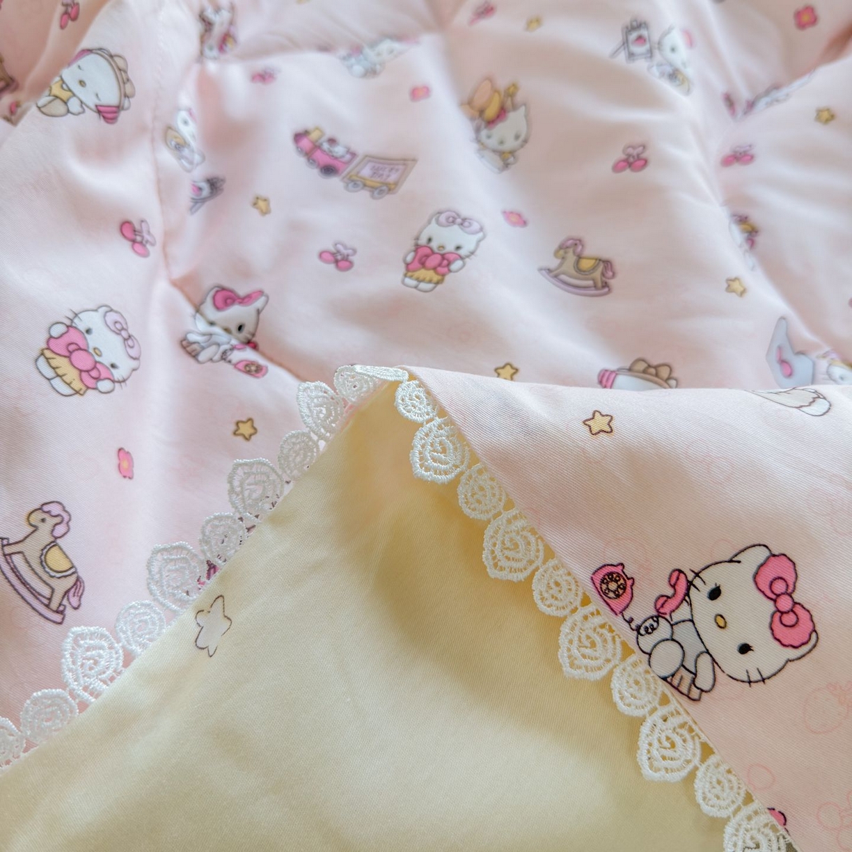 91家纺网 家纺一手货源 找家纺 晨晨家纺 2026新款双面全棉花边款新疆棉花夏被 凯蒂公主