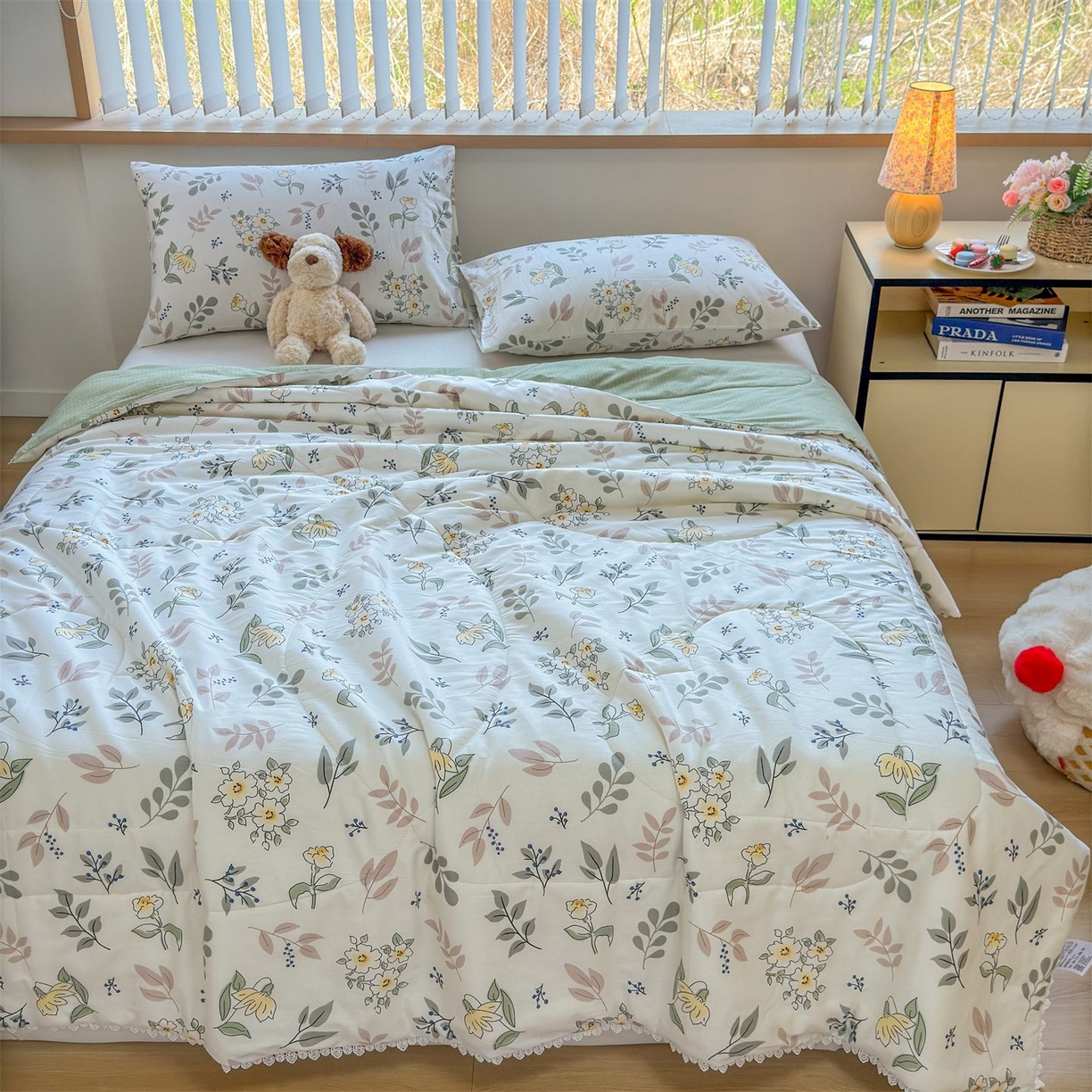 91家纺网 家纺一手货源 找家纺 晨晨家纺 2026新款双面全棉花边款新疆棉花夏被 花韵