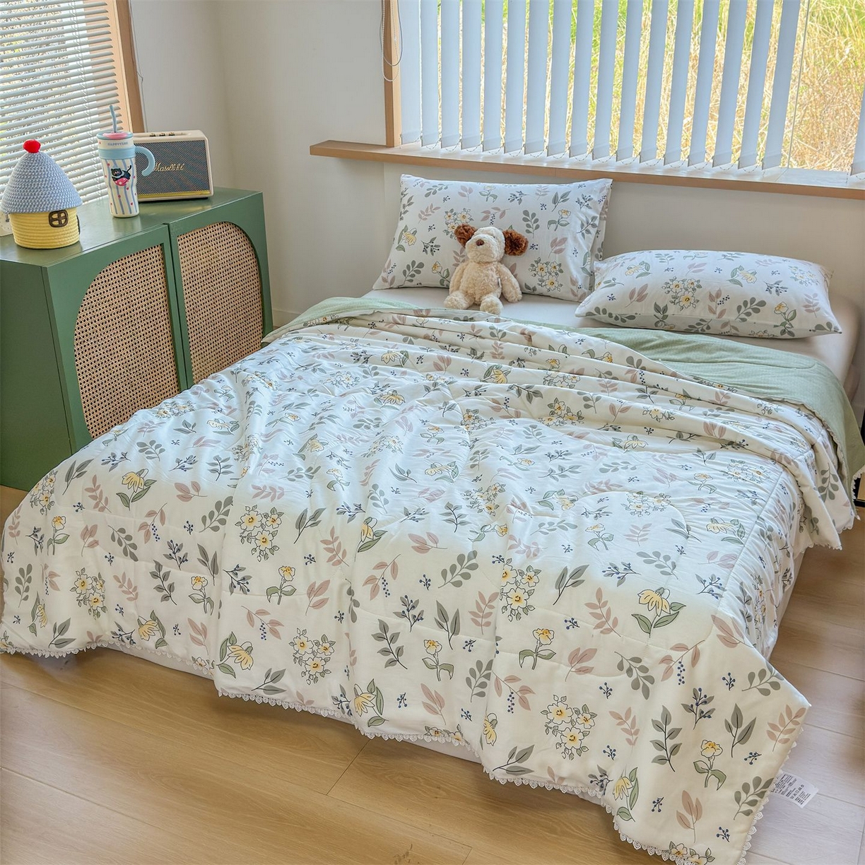 91家纺网 家纺一手货源 找家纺 晨晨家纺 2026新款双面全棉花边款新疆棉花夏被 花韵