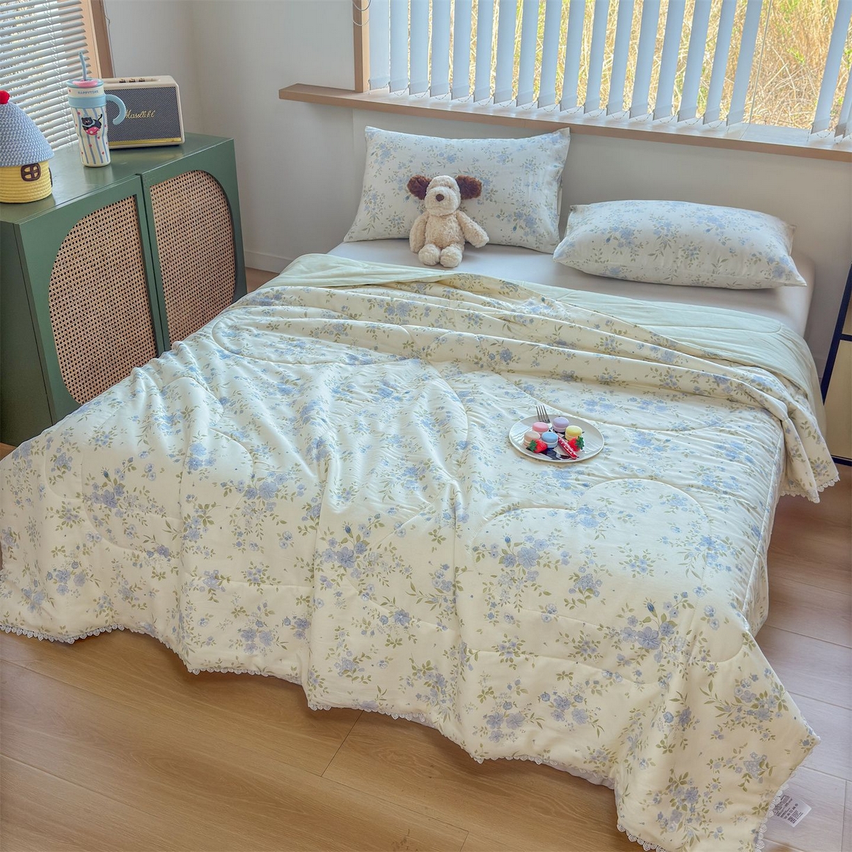 91家纺网 家纺一手货源 找家纺 晨晨家纺 2026新款双面全棉花边款新疆棉花夏被 汀兰点素