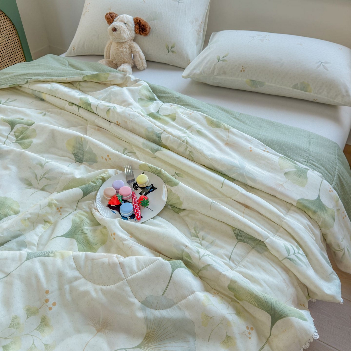 91家纺网 家纺一手货源 找家纺 晨晨家纺 2026新款双面全棉花边款新疆棉花夏被 幸运叶