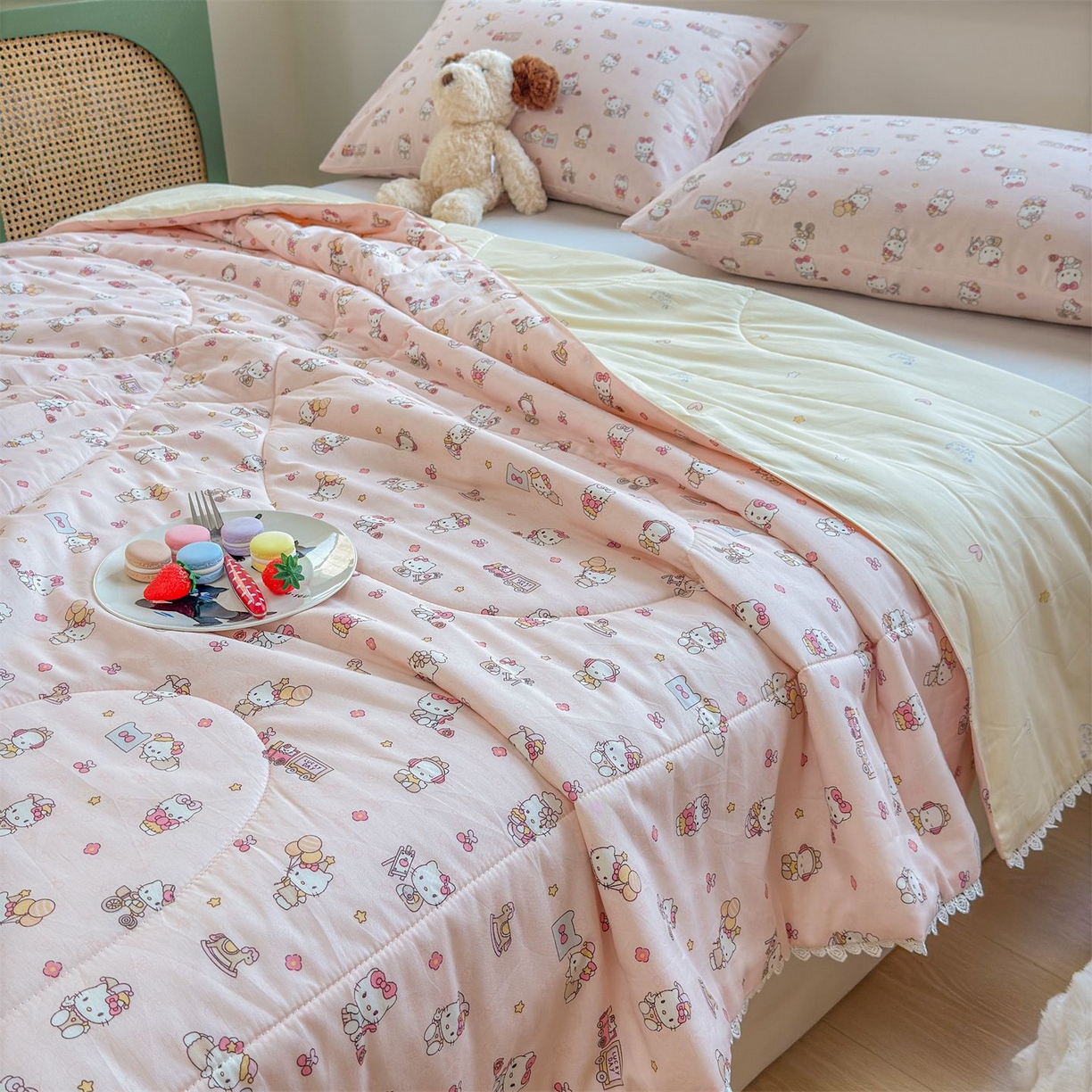 91家纺网 家纺一手货源 找家纺 晨晨家纺 2026新款双面全棉花边款新疆棉花夏被 凯蒂公主