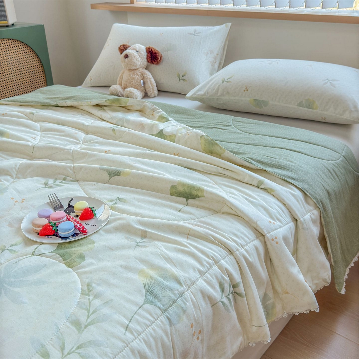 91家纺网 家纺一手货源 找家纺 晨晨家纺 2026新款双面全棉花边款新疆棉花夏被 幸运叶