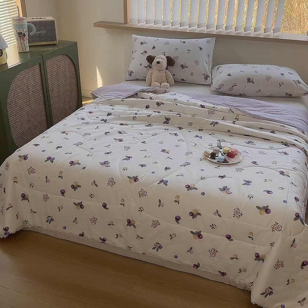 91家纺网 家纺一手货源 找家纺 晨晨家纺 2026新款双面全棉花边款新疆棉花夏被 葡萄