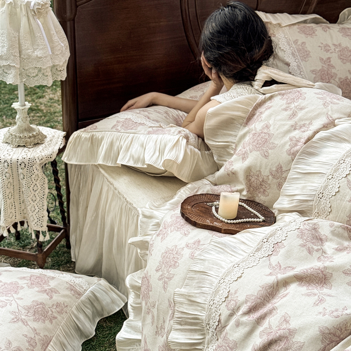 91家纺网 家纺一手货源 找家纺 乐朵家居 2026新款 复古花镜 全棉棉麻 床裙四件套 胭脂粉