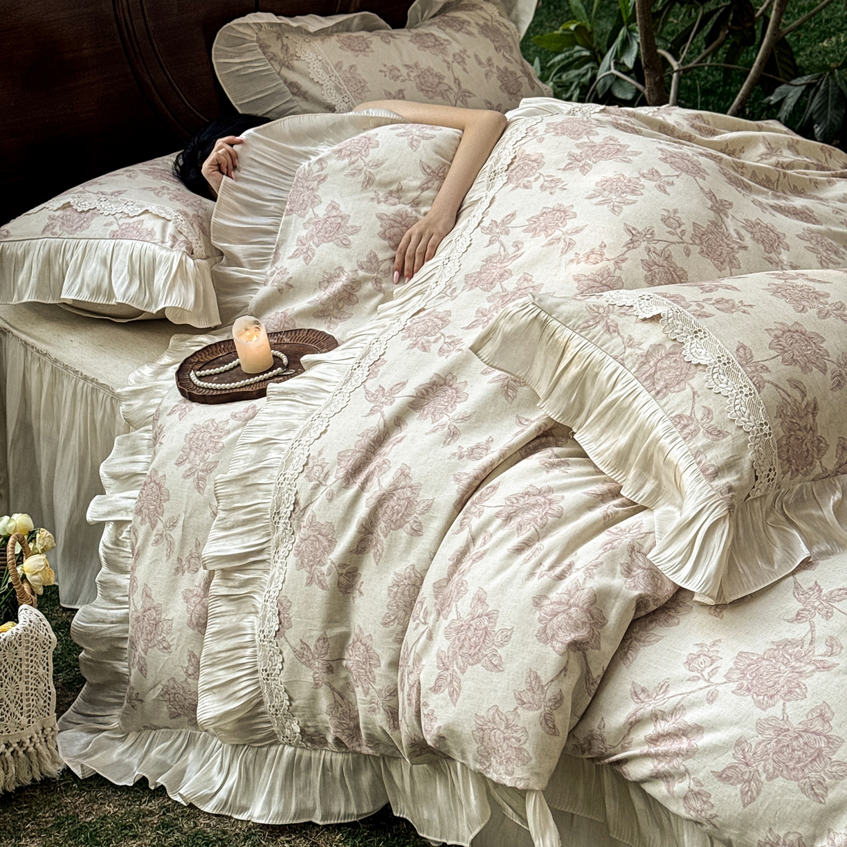 91家纺网 家纺一手货源 找家纺 乐朵家居 2026新款 复古花镜 全棉棉麻 床裙四件套 胭脂粉