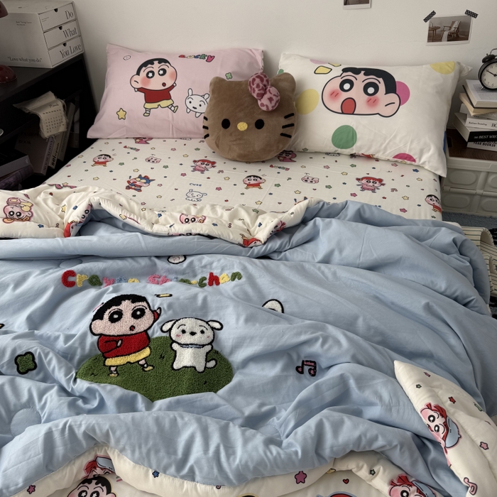 91家纺网 家纺一手货源 找家纺 （总）三元色 2026新款正版蜡笔小新卡通云朵棉夏被夏凉被