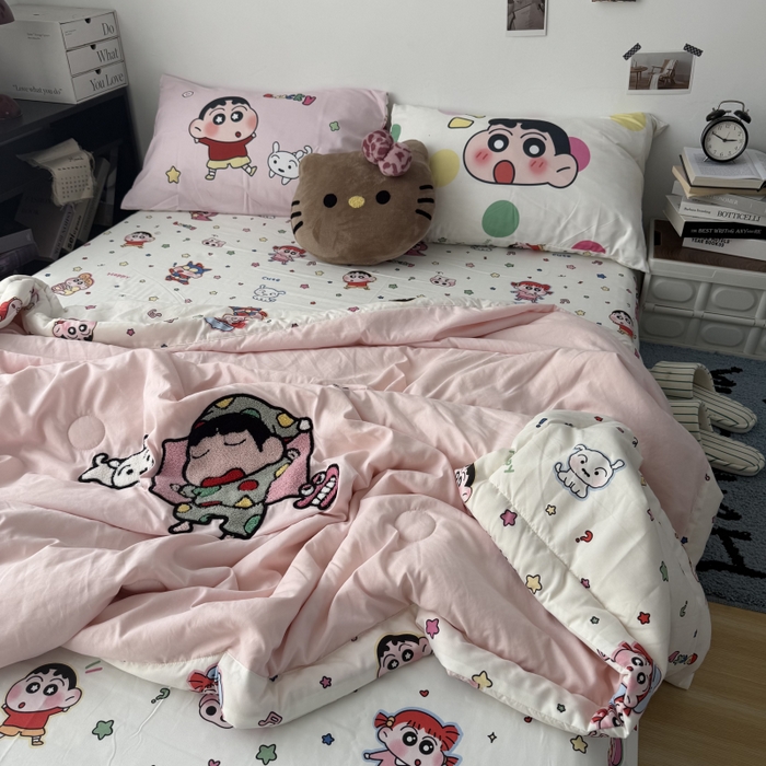 91家纺网 家纺一手货源 找家纺 （总）三元色 2026新款正版蜡笔小新卡通云朵棉夏被夏凉被