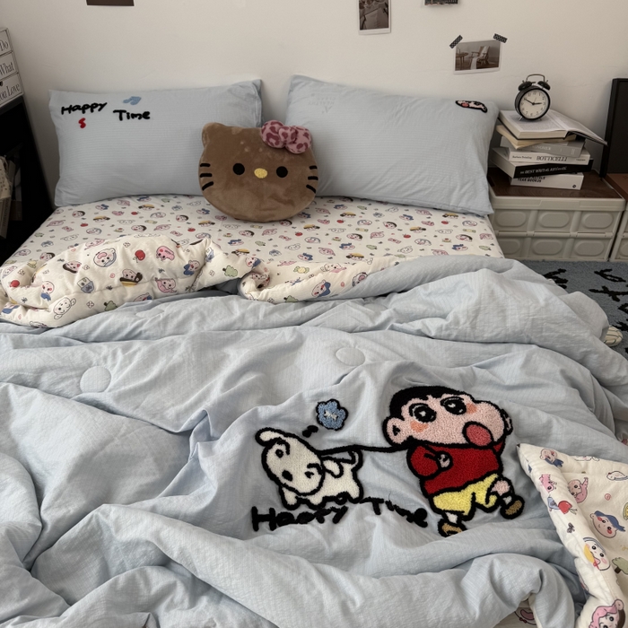 91家纺网 家纺一手货源 找家纺 三元色 2026新款正版蜡笔小新卡通云感夏被夏凉被 夏被调皮小新