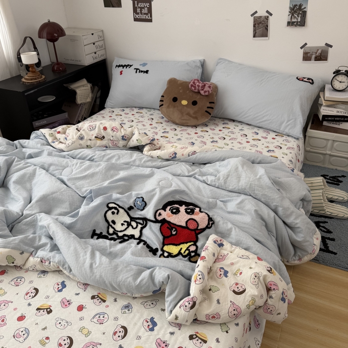91家纺网 家纺一手货源 找家纺 三元色 2026新款正版蜡笔小新卡通云感夏被夏凉被 夏被调皮小新