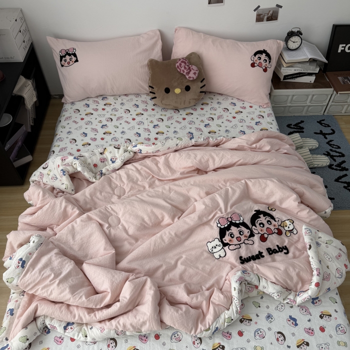 91家纺网 家纺一手货源 找家纺 三元色 2026新款正版蜡笔小新卡通云感夏被夏凉被 夏被好伙伴