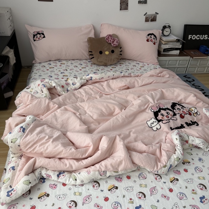 91家纺网 家纺一手货源 找家纺 三元色 2026新款正版蜡笔小新卡通云感夏被夏凉被 夏被好伙伴