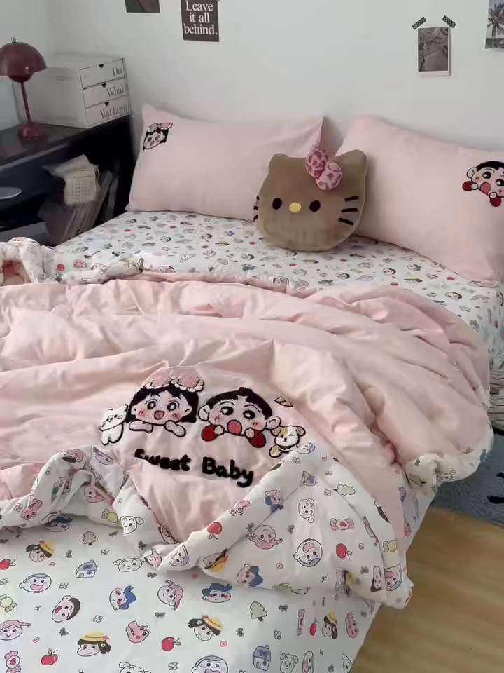 91家纺网 家纺一手货源 找家纺 三元色 2026新款正版蜡笔小新卡通云感夏被夏凉被 夏被好伙伴
