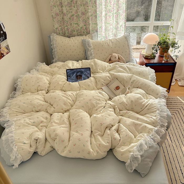 91家纺网 家纺一手货源 找家纺 （总）山茶家居-原创设计（原山茶家纺） 2026新款皱皱纱水洗棉花边四件套-清雾系列