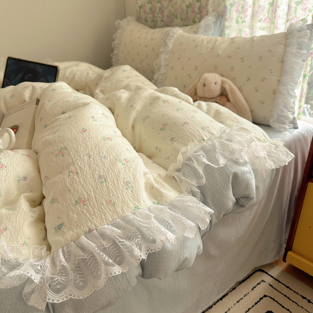 91家纺网 家纺一手货源 找家纺 山茶家居-原创设计（原山茶家纺） 2026新款皱皱纱水洗棉花边四件套-清雾系列 清雾-蕾丝蓝