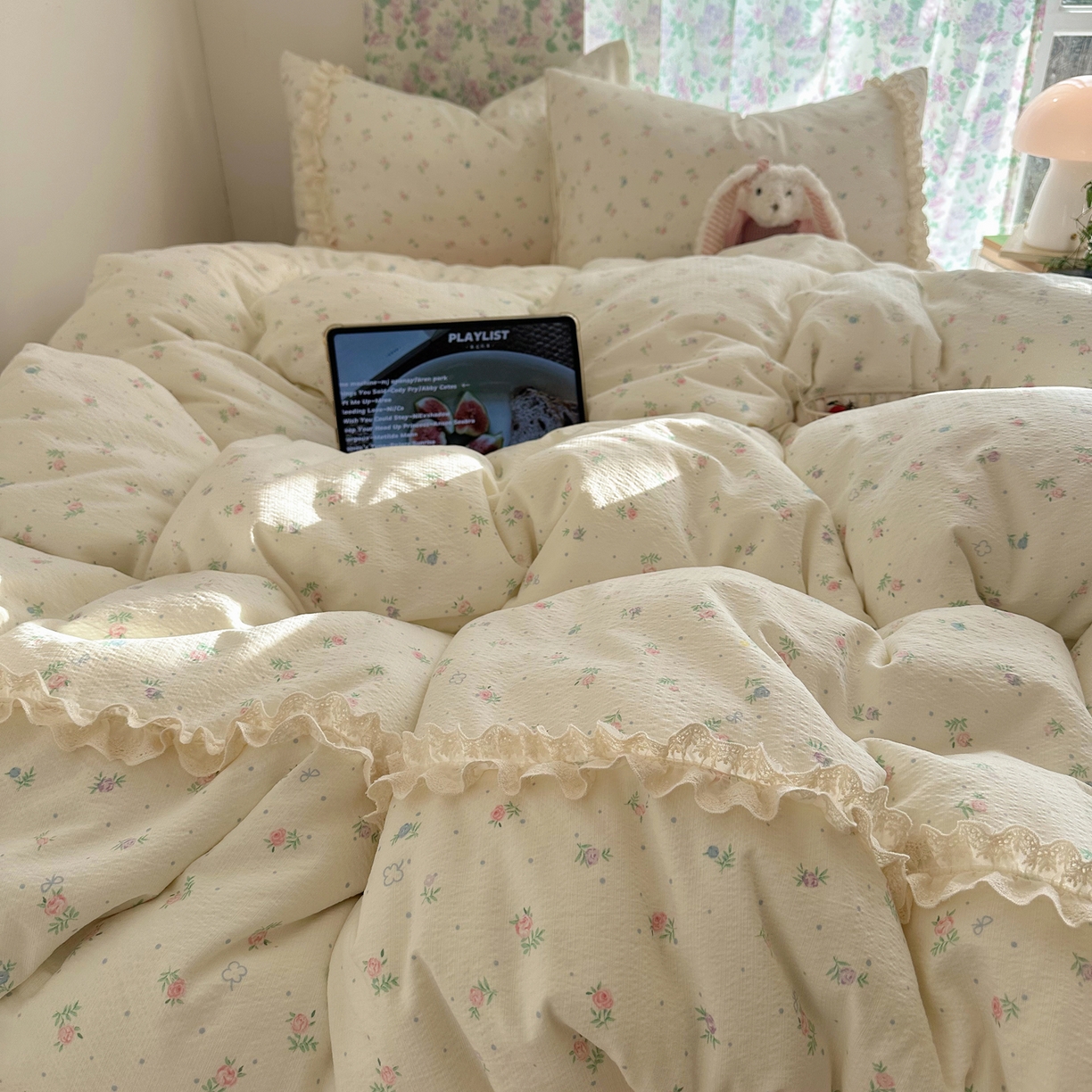 91家纺网 家纺一手货源 找家纺 山茶家居-原创设计（原山茶家纺） 2026新款皱皱纱水洗棉花边四件套-清雾系列 清雾-小粉花