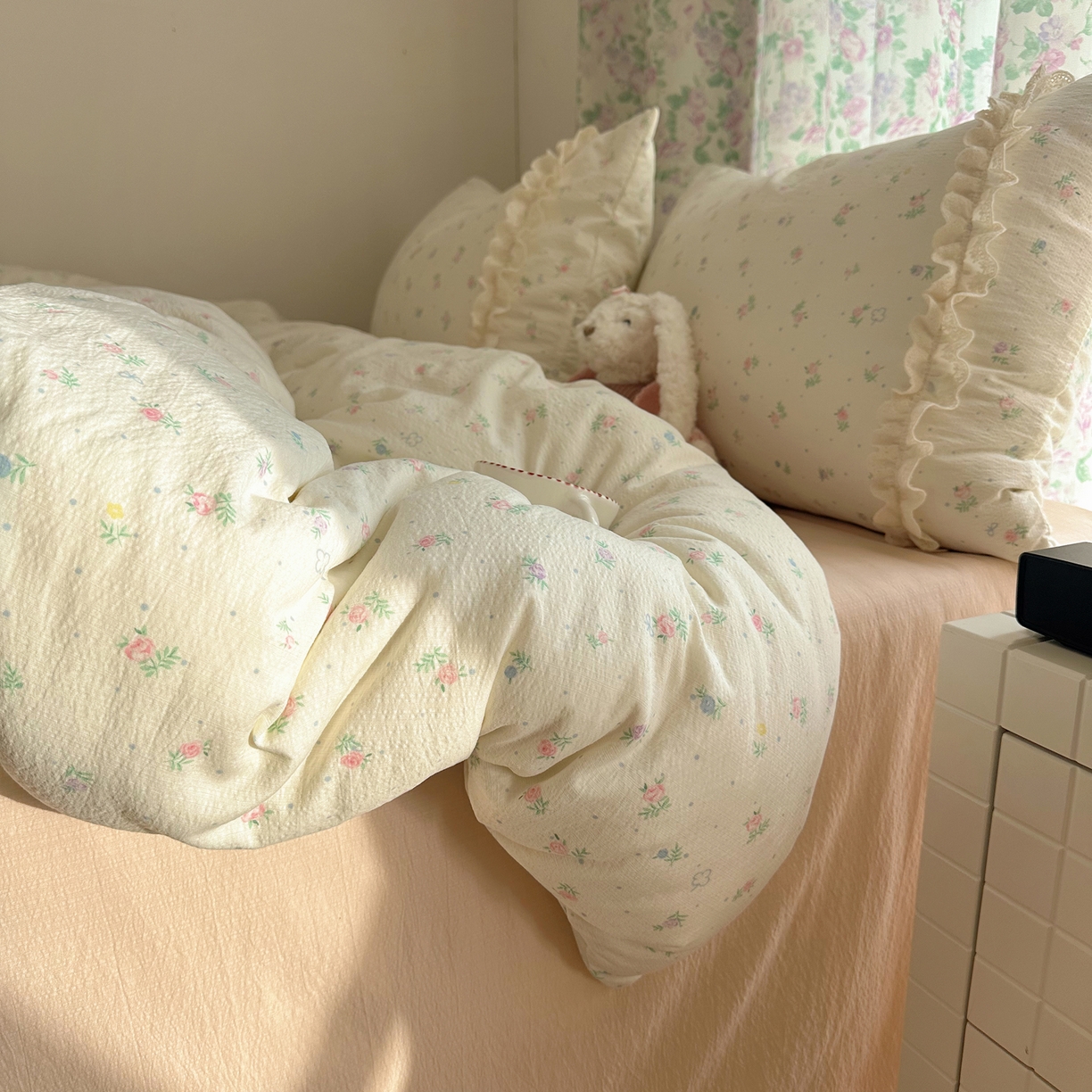 91家纺网 家纺一手货源 找家纺 山茶家居-原创设计（原山茶家纺） 2026新款皱皱纱水洗棉花边四件套-清雾系列 清雾-小粉花