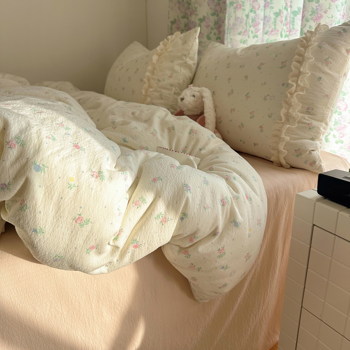 91家纺网 家纺一手货源 找家纺 山茶家居-原创设计（原山茶家纺） 2026新款皱皱纱水洗棉花边四件套-清雾系列 清雾-小粉花