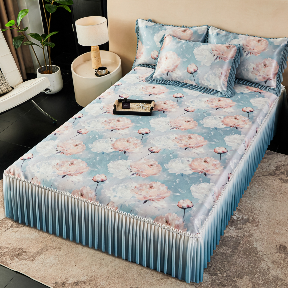 91家纺网 家纺一手货源 找家纺 绒宴家纺2026海洋冰丝床裙款凉席三件套