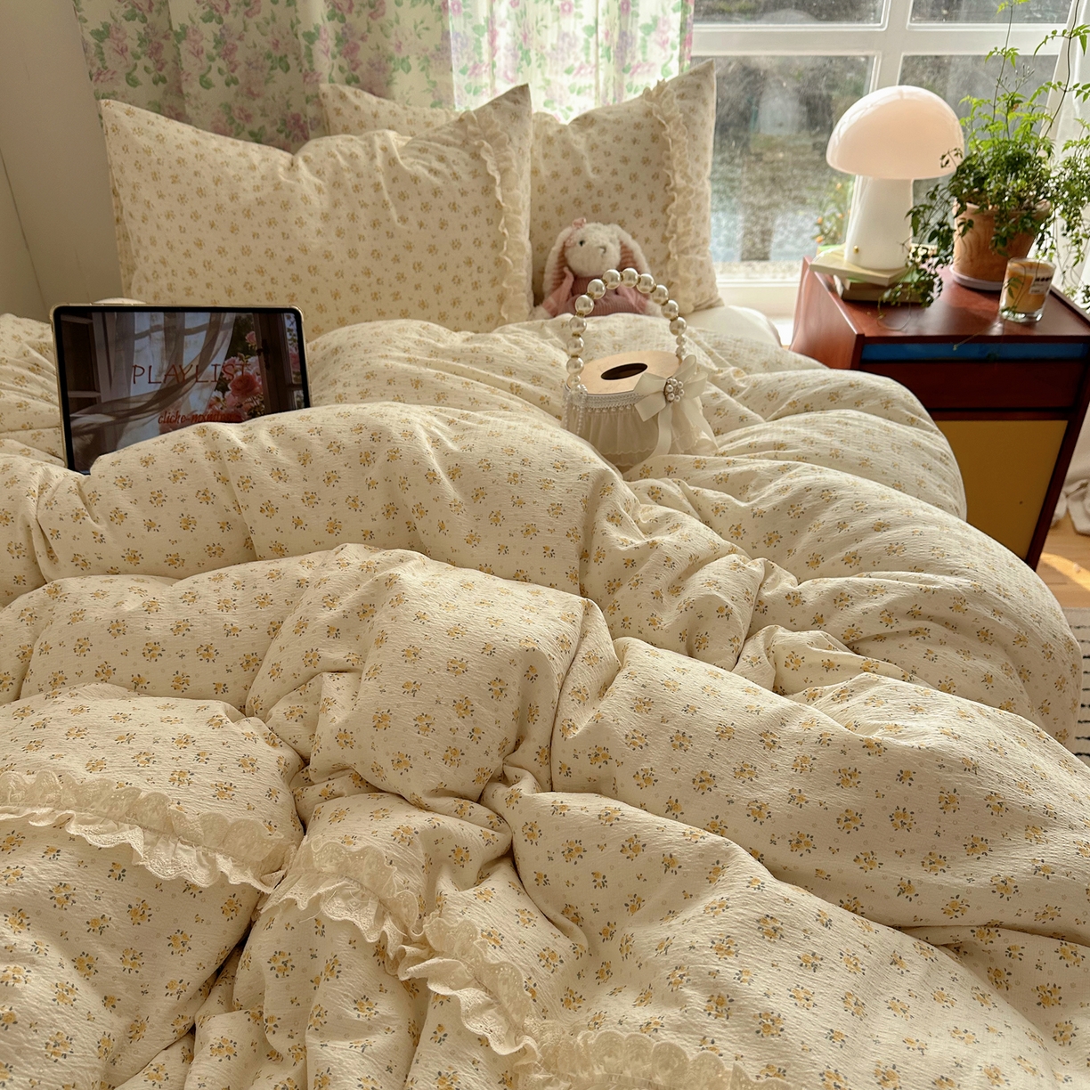 91家纺网 家纺一手货源 找家纺 山茶家居-原创设计（原山茶家纺） 2026新款皱皱纱水洗棉花边四件套-清雾系列 清雾-小黄花