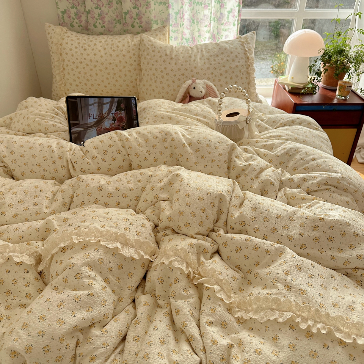 91家纺网 家纺一手货源 找家纺 山茶家居-原创设计（原山茶家纺） 2026新款皱皱纱水洗棉花边四件套-清雾系列 清雾-小黄花