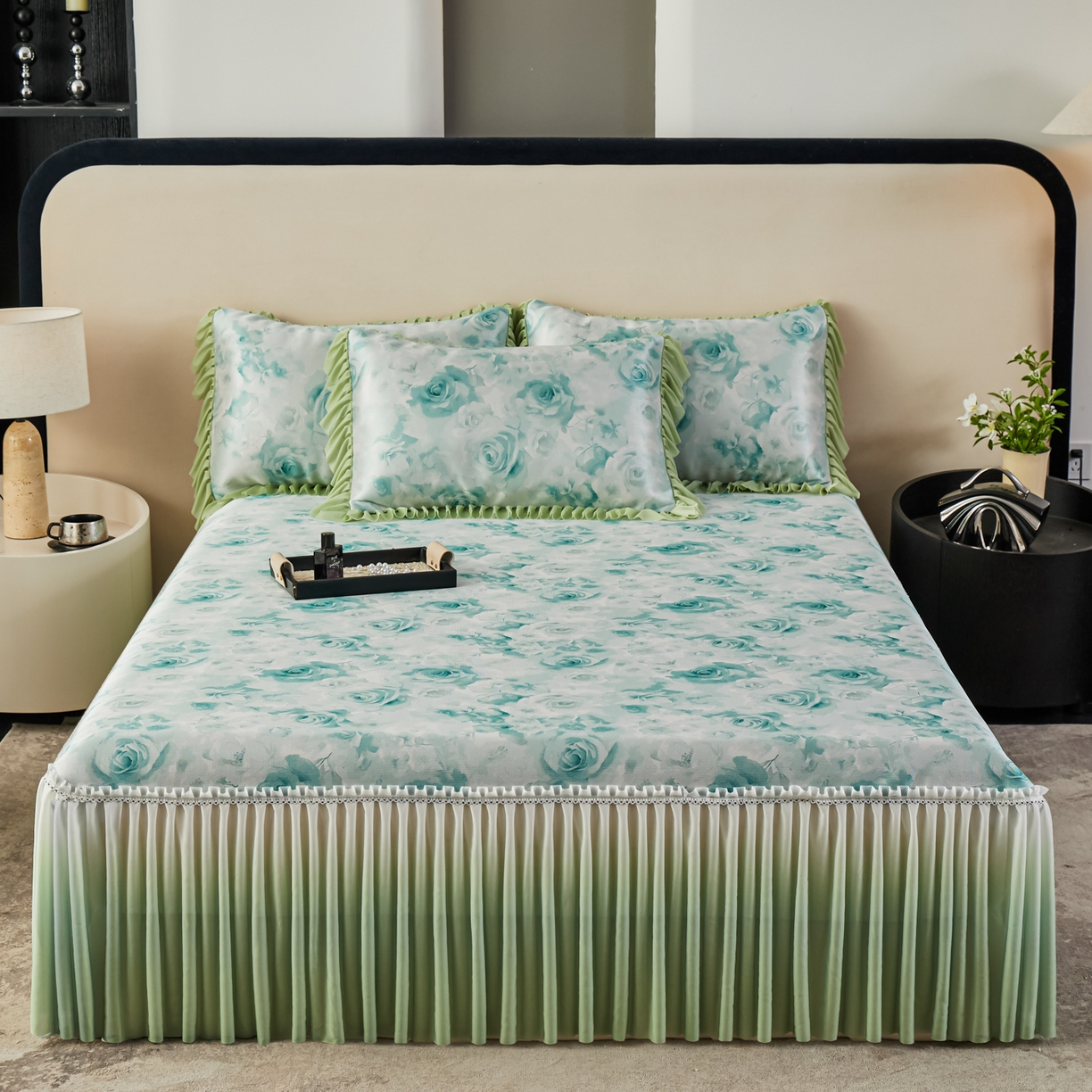 91家纺网 家纺一手货源 找家纺 绒宴家纺2026海洋冰丝床裙款凉席三件套