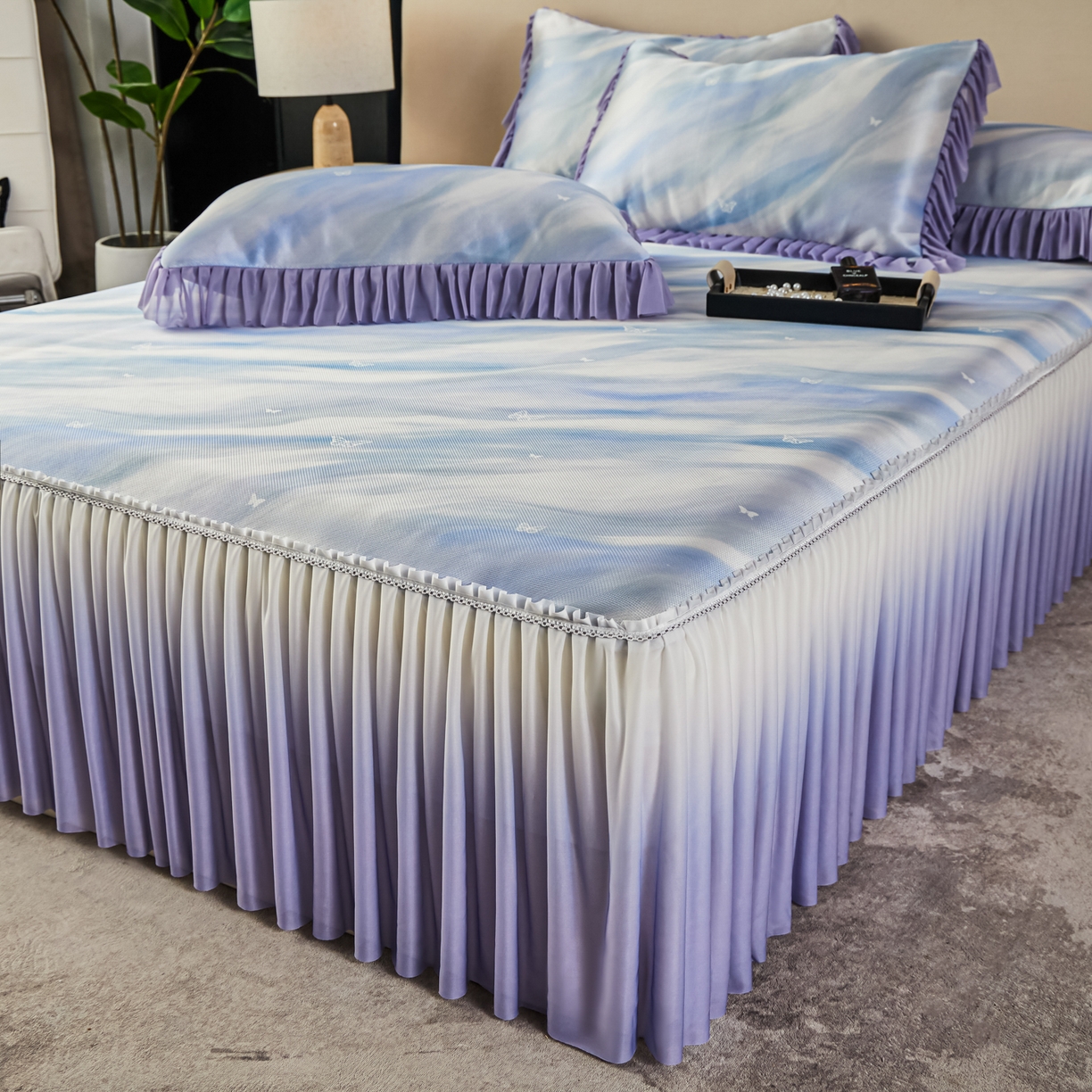 91家纺网 家纺一手货源 找家纺 绒宴家纺2026海洋冰丝床裙款凉席三件套