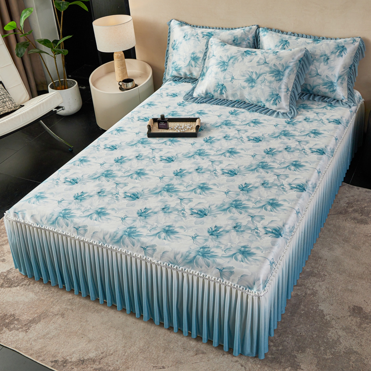 91家纺网 家纺一手货源 找家纺 绒宴家纺2026海洋冰丝床裙款凉席三件套