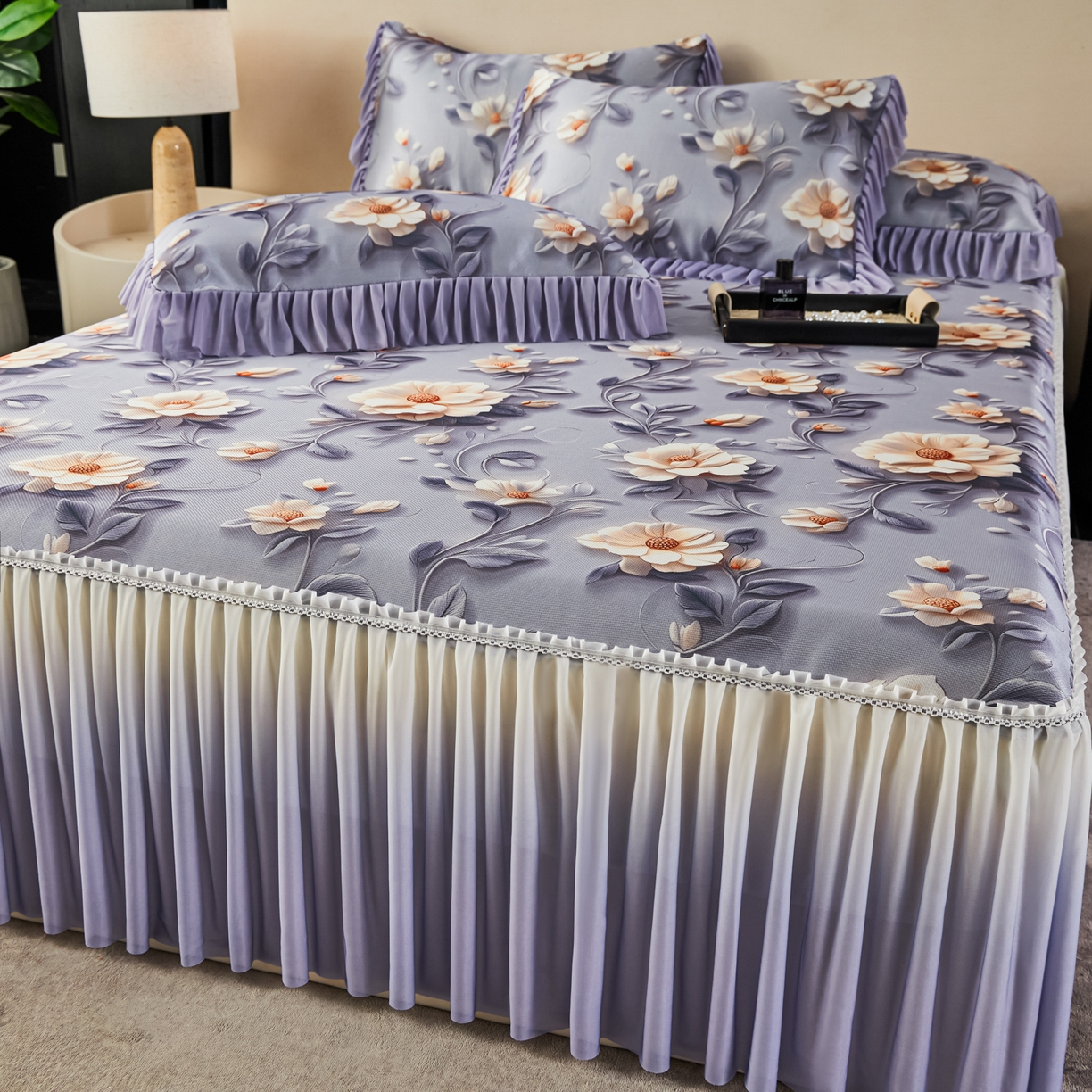 91家纺网 家纺一手货源 找家纺 绒宴家纺2026海洋冰丝床裙款凉席三件套