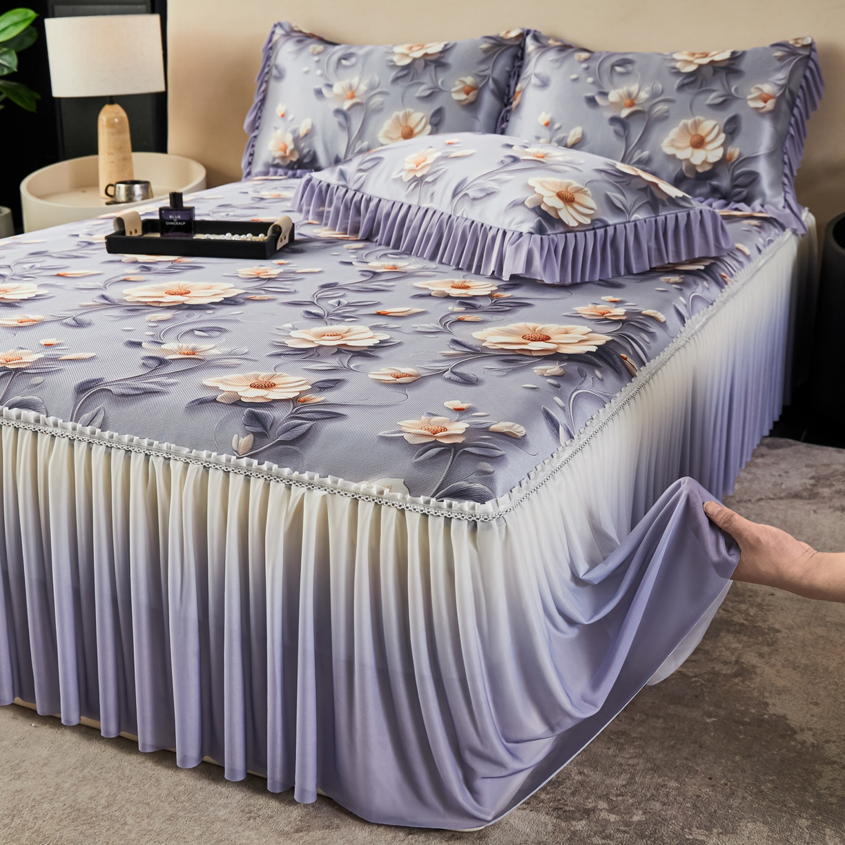 91家纺网 家纺一手货源 找家纺 绒宴家纺2026海洋冰丝床裙款凉席三件套