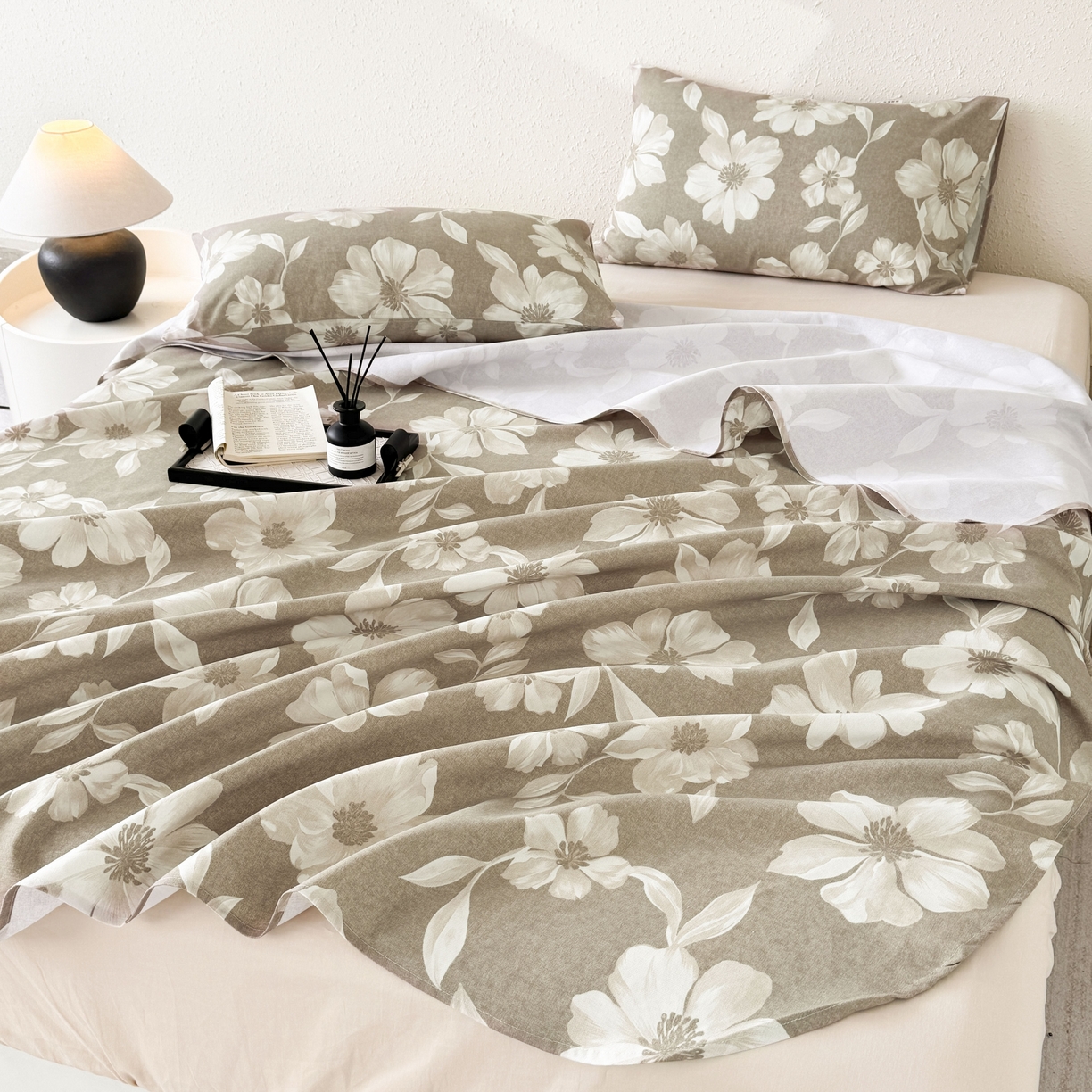 91家纺网 家纺一手货源 找家纺 遇安家纺 2026年新款原棉老粗布凉席三件套 花叙-棕