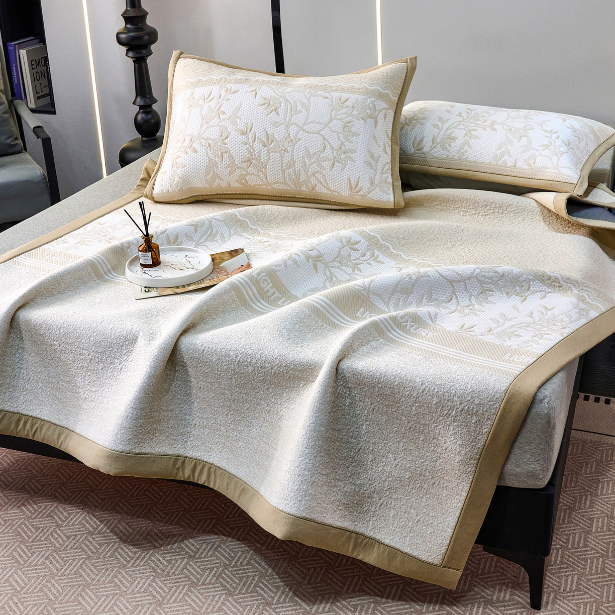 91家纺网 家纺一手货源 找家纺 （总）雅诗帛 2026新款提花PE凉感冰丝席三件套