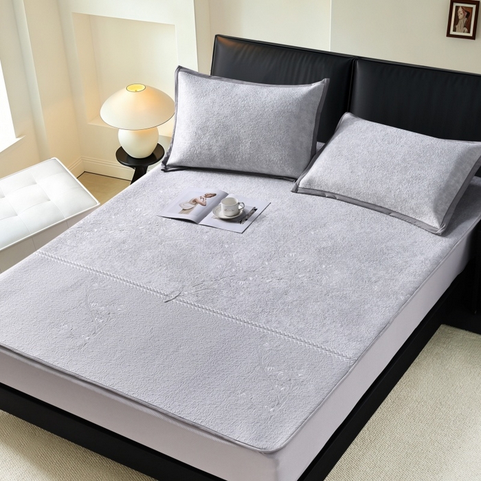 91家纺网 家纺一手货源 找家纺 （总）雅诗帛 2026新款提花PE凉感冰丝席三件套