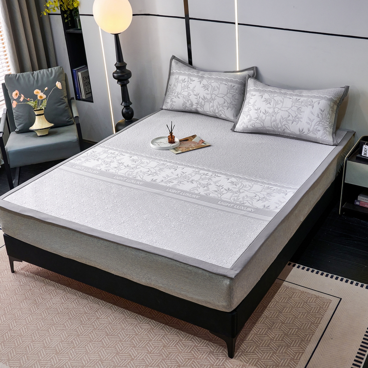 91家纺网 家纺一手货源 找家纺 雅诗帛 2026新款提花PE凉感冰丝席三件套 风景-直角灰