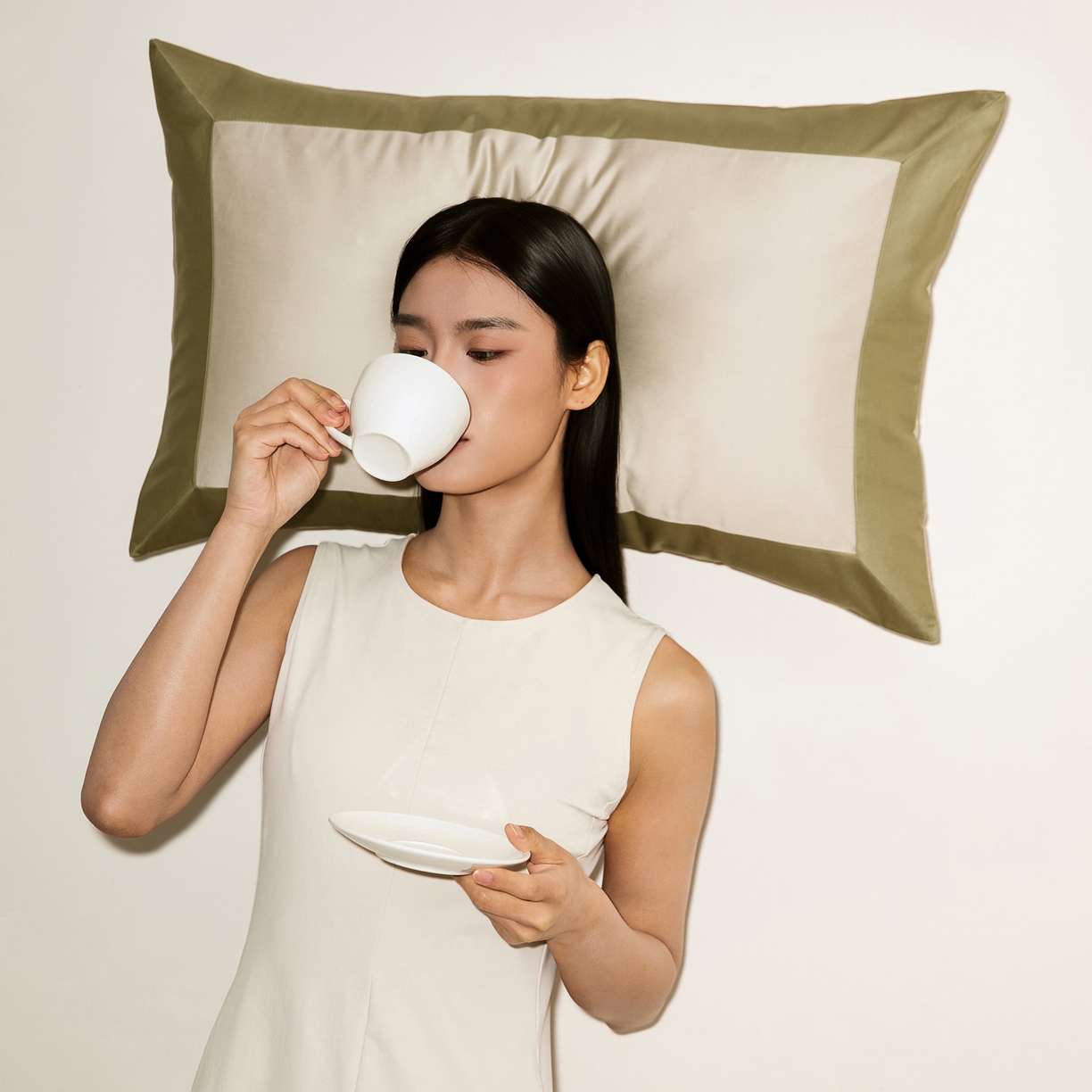 91家纺网 家纺一手货源 找家纺 EH家居 2026新款轻奢长绒棉全棉纯棉四件套--流金岁月 模特组合图仅供展示-不可下单